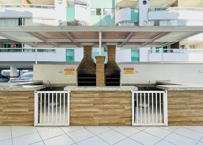 APÊ COM PISCINA NO LE GRAND PARC, PRAIA A 5min Cabo Frio